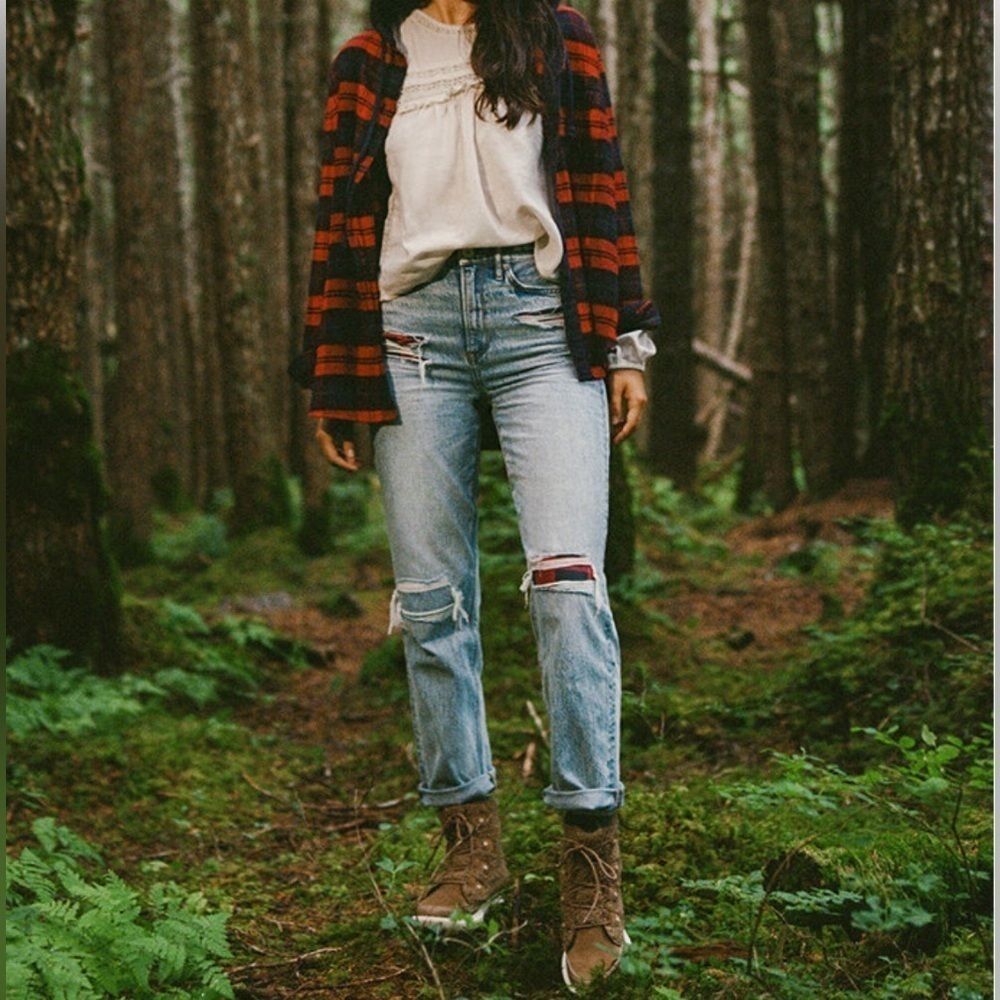 American Eagle Highest Rise 90s Boyfriend Jeans